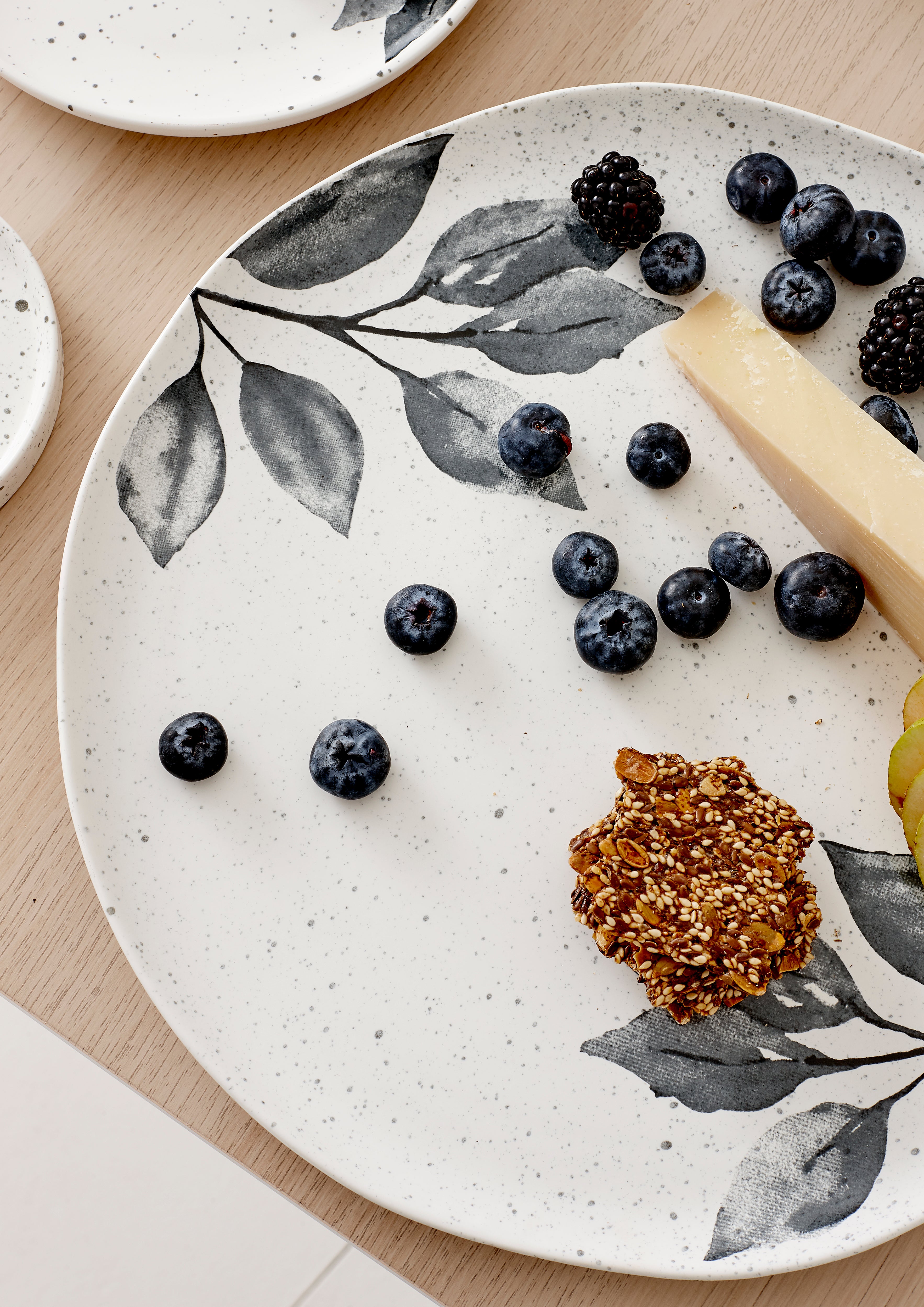 Plates & Platters
